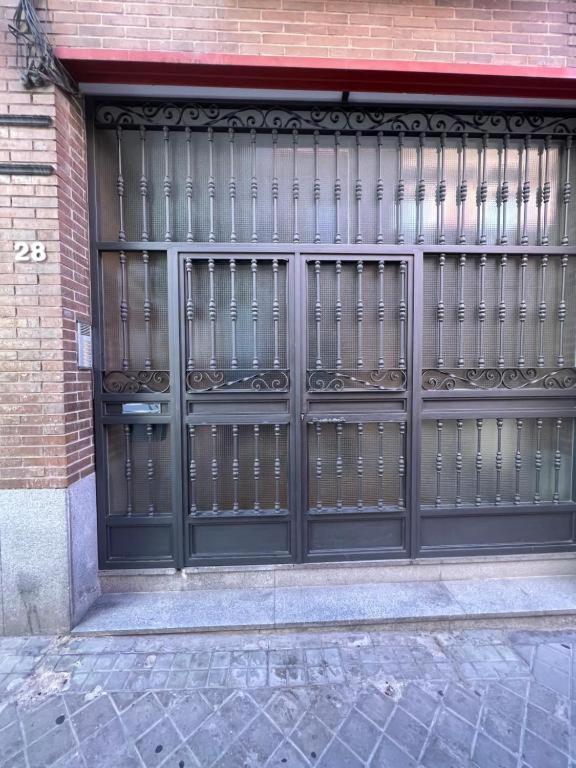 Apartamentos Carlos Мадрид Екстериор снимка