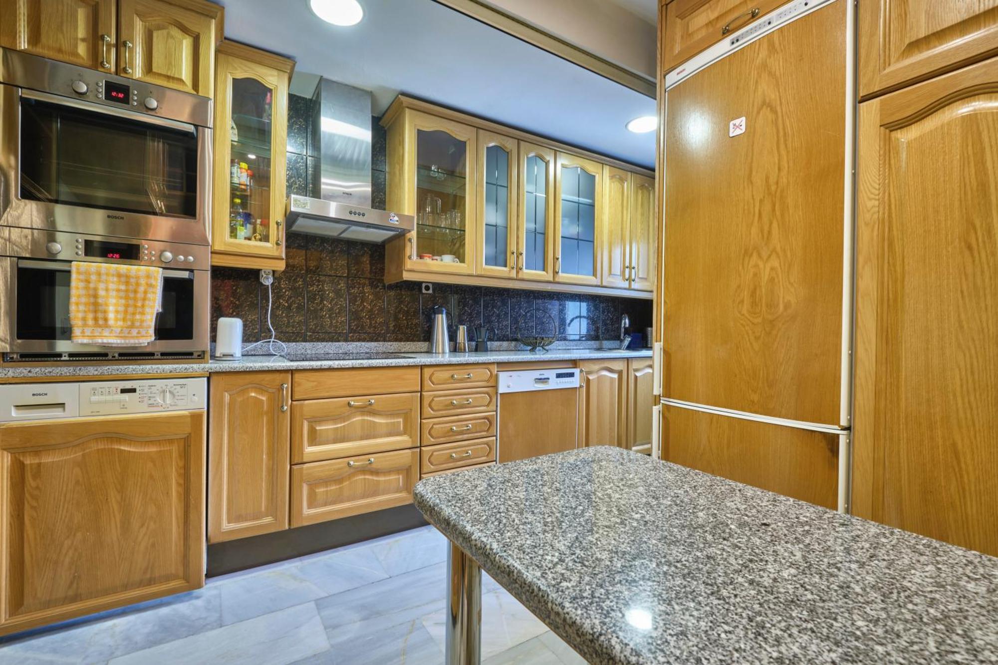 Apartamentos Carlos Мадрид Екстериор снимка